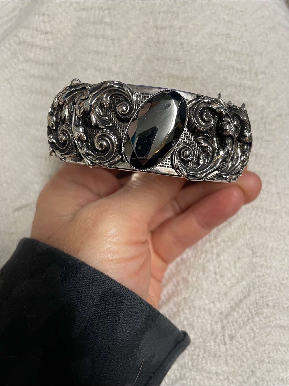 Vintage silver black gemstone bangle bracelet with safety chain clasp